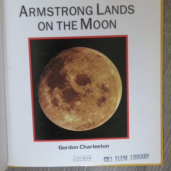 Planet Earth & Armstrong Lands On The Moon (K510) - Picture 7 of 9